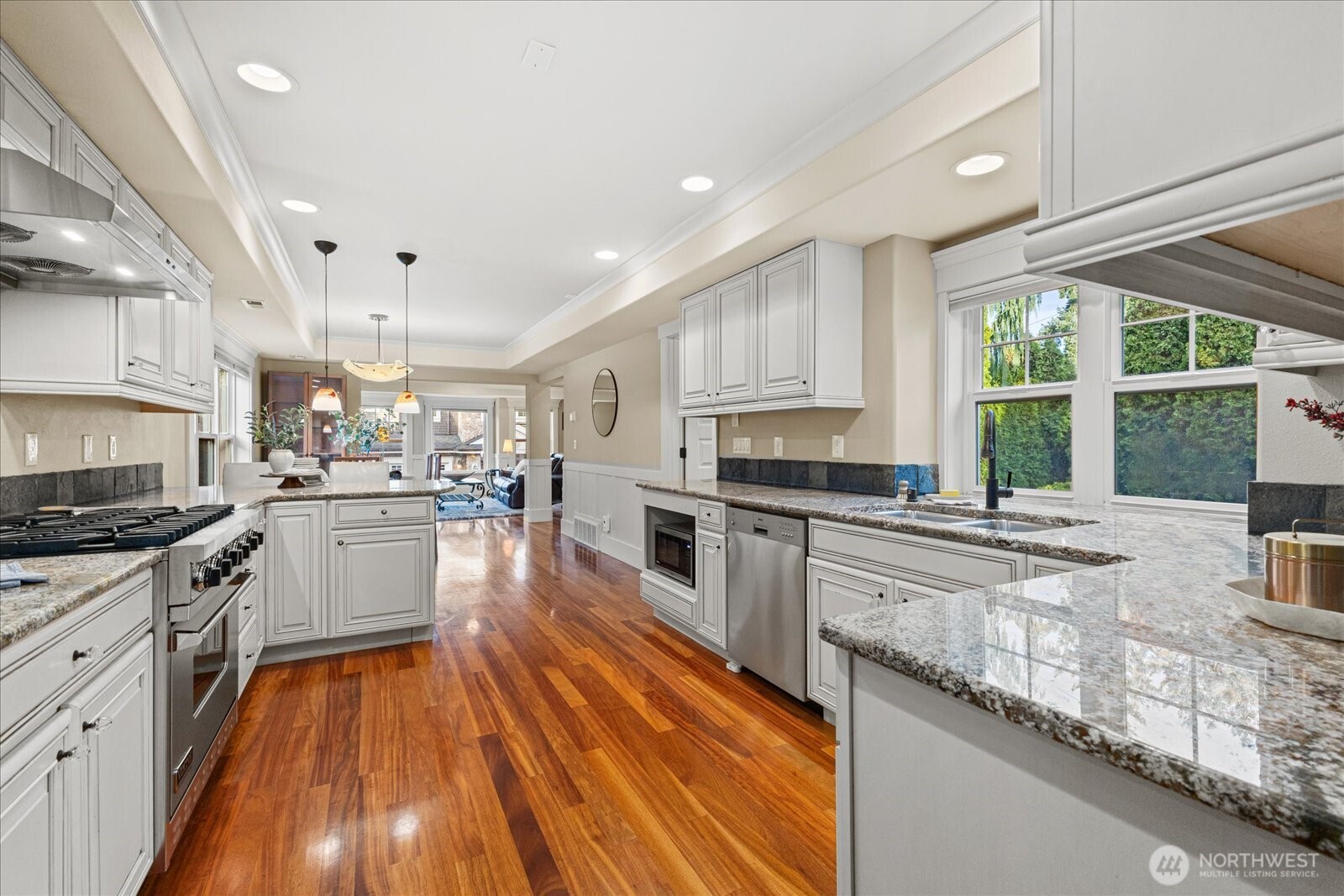 825 Kirkland Way Property Photo 10