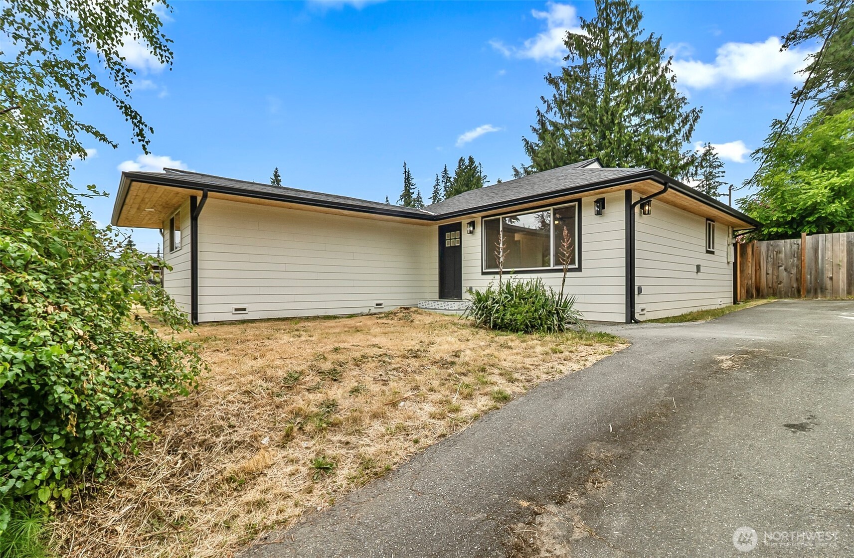 20213 60th Avenue Property Photo 1
