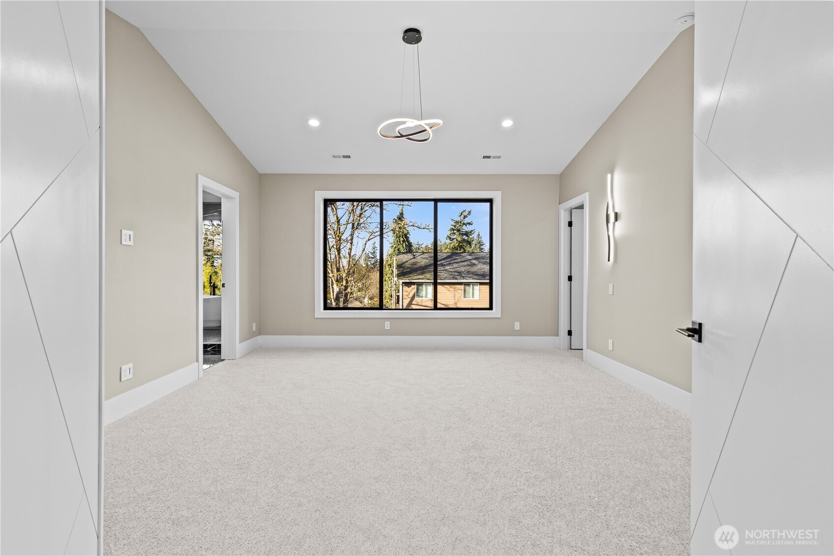 20921 1st Place Property Photo 30