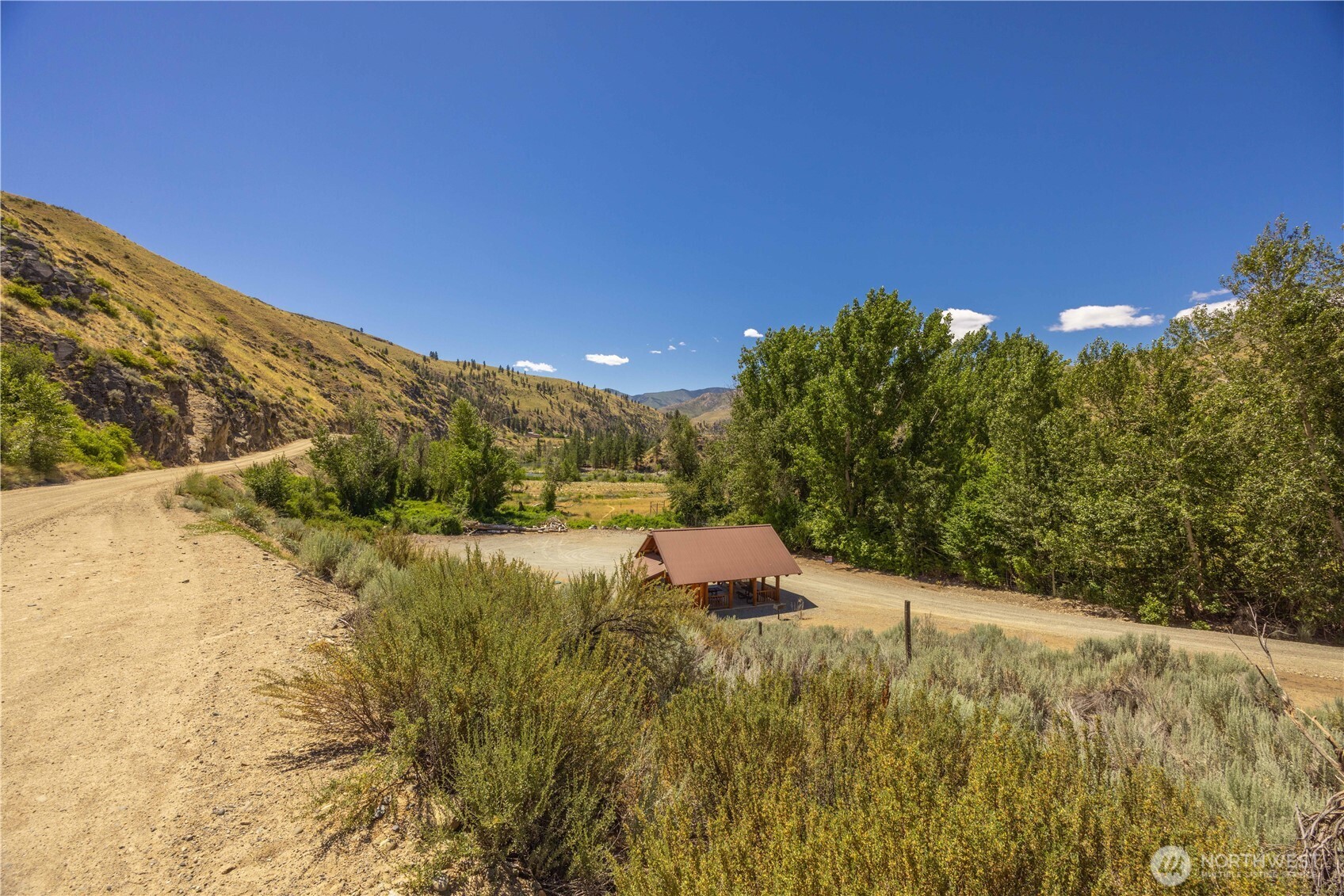 164 B Burma Road Property Photo 6