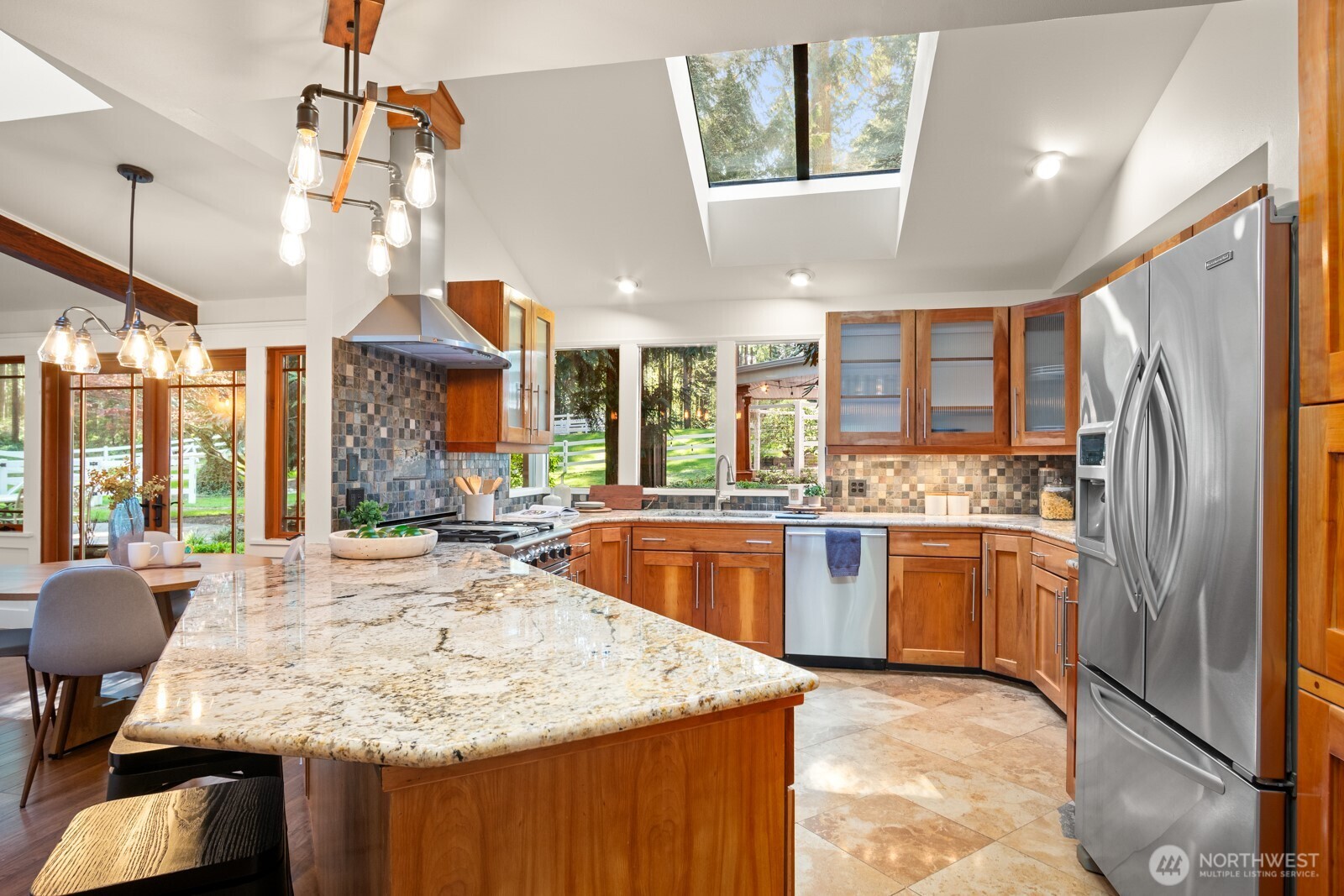 16 Bridlewood Circle Property Photo 10