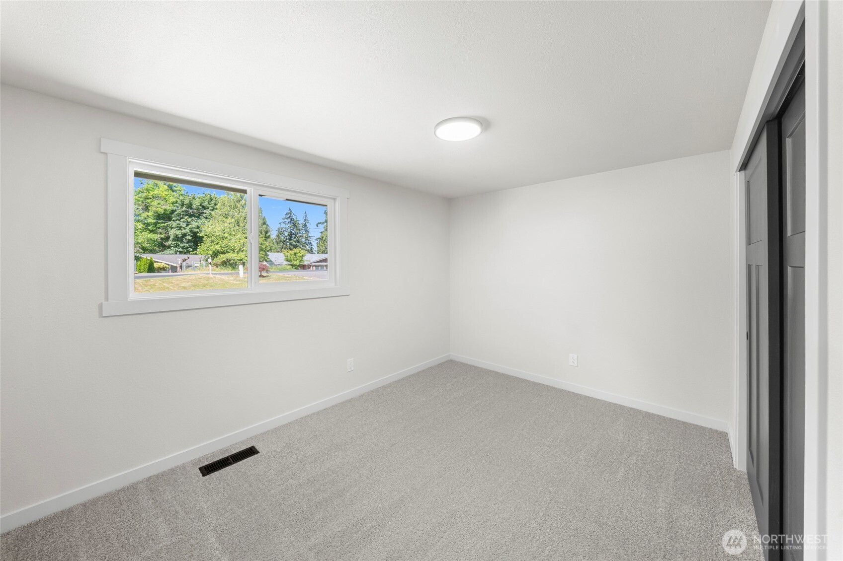 7610 Greenridge Loop Property Photo 17