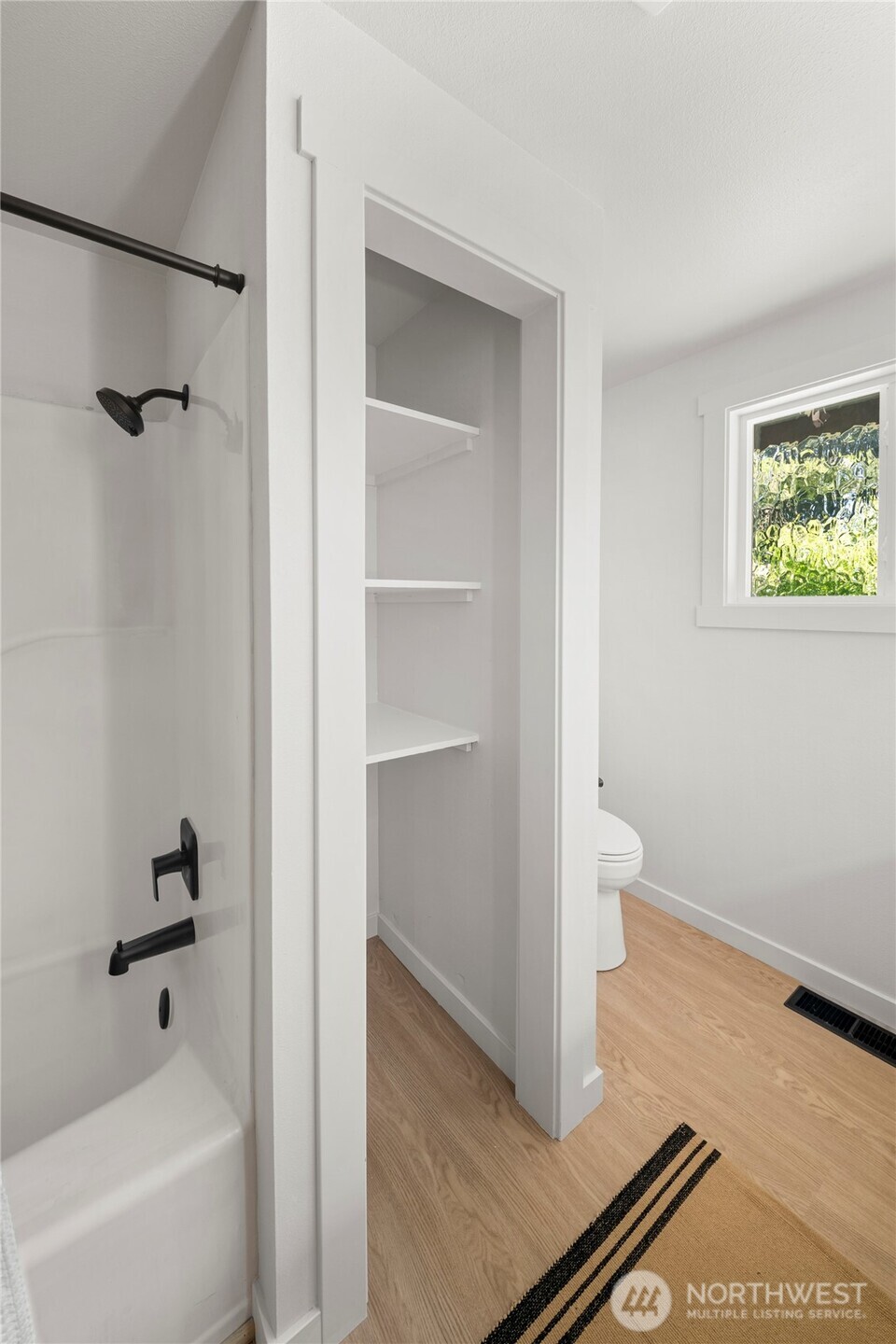 7610 Greenridge Loop Property Photo 22