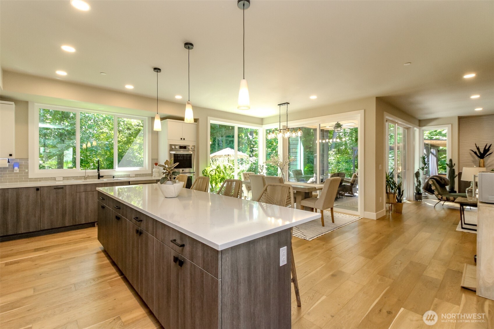 9308 270th Street Property Photo 4