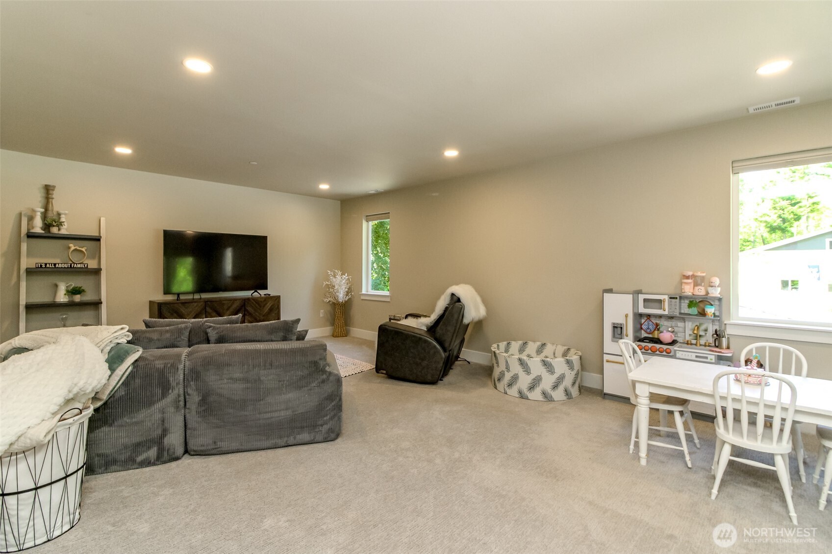 9308 270th Street Property Photo 28