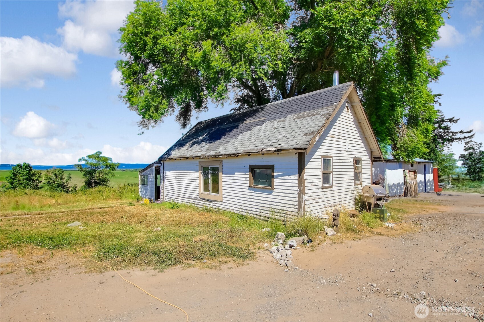30320 Pioneer Highway Property Photo 21