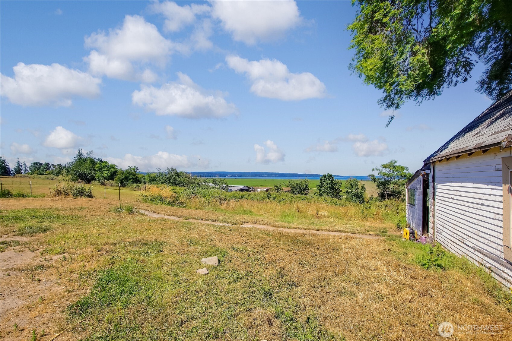 30320 Pioneer Highway Property Photo 30