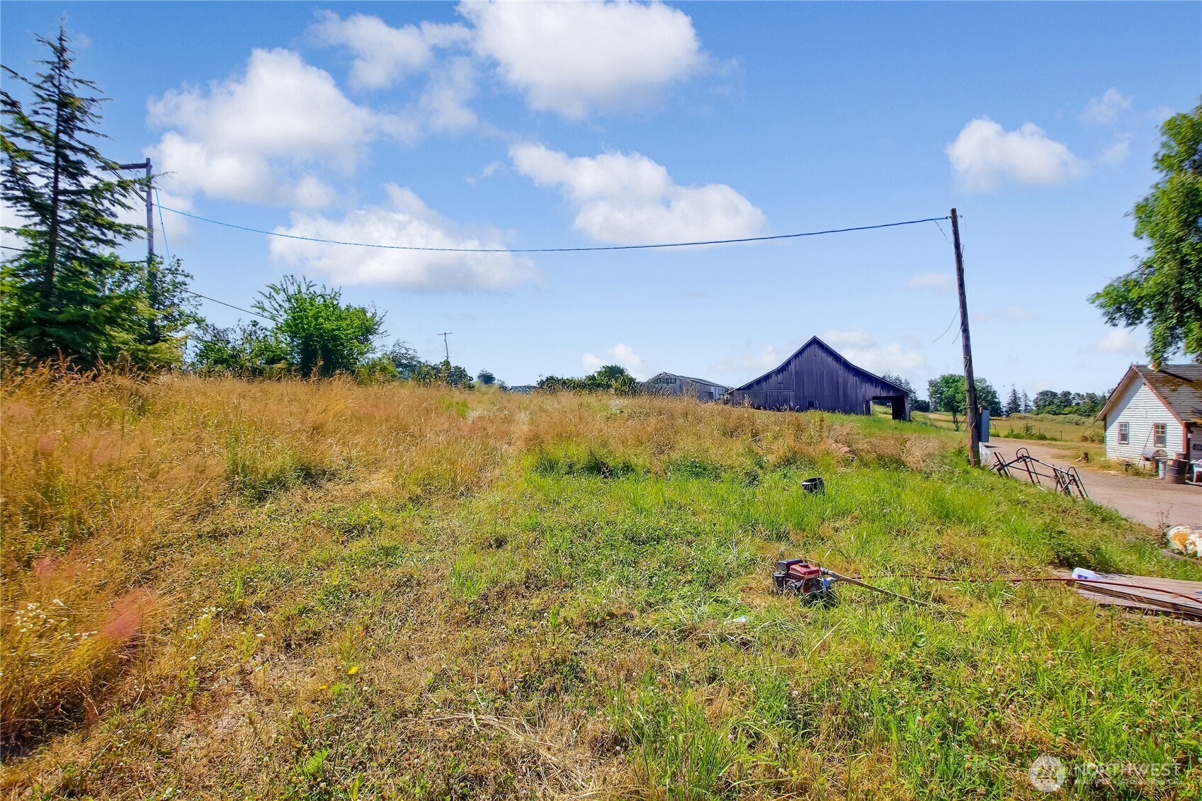 30320 Pioneer Highway Property Photo 36