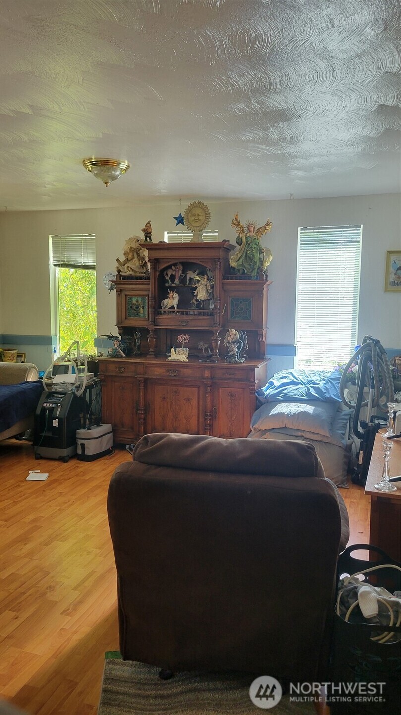 9411 356th Street Property Photo 8
