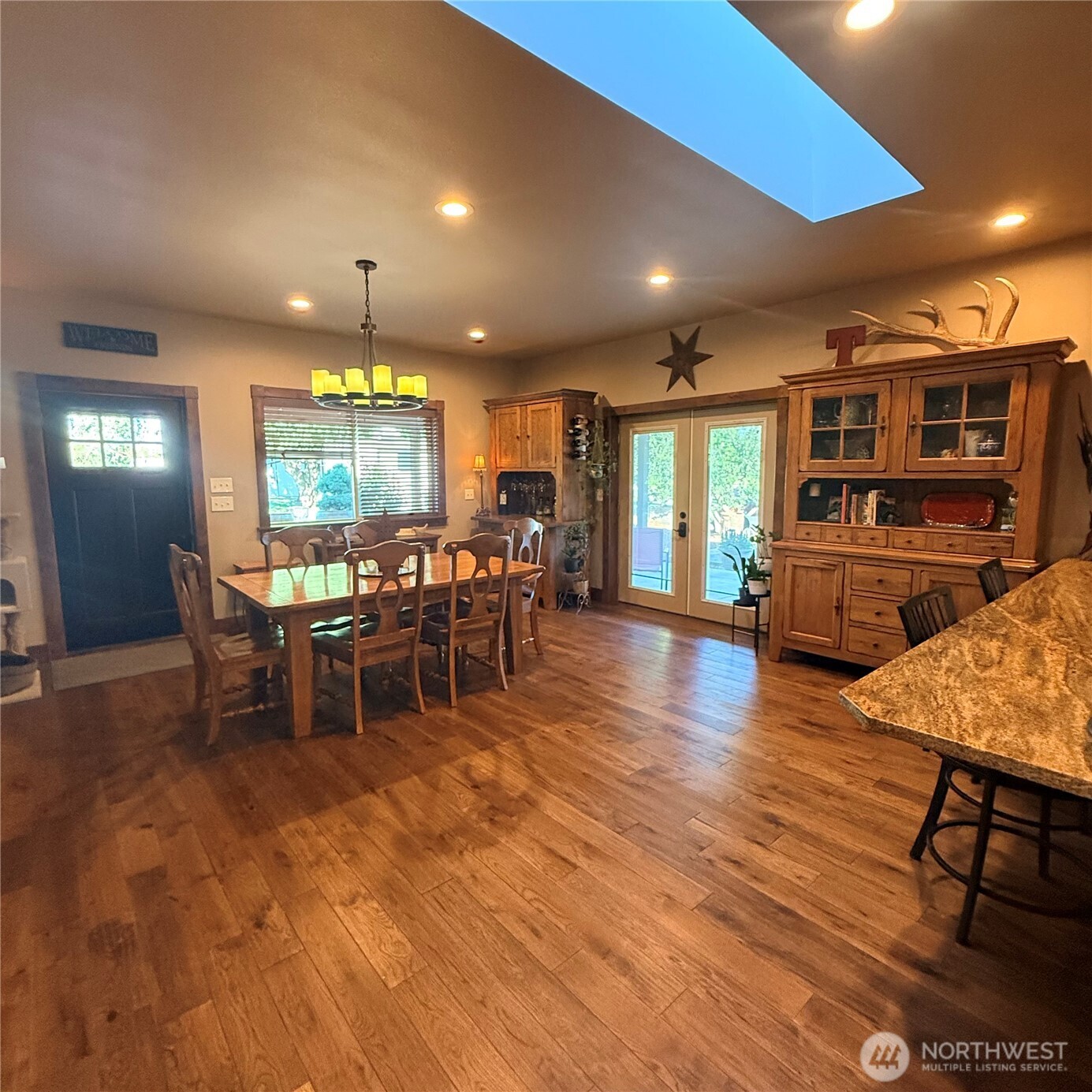 209 S B Street Property Photo 13