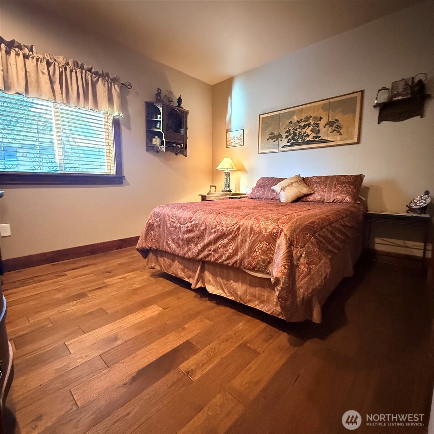 209 S B Street Property Photo 26