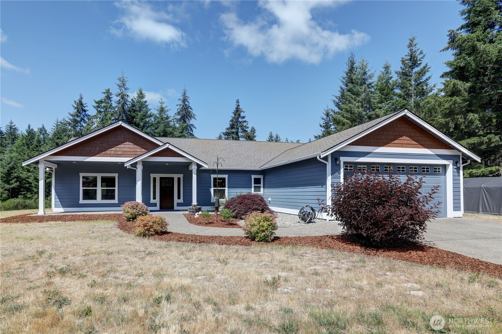 15324 Glenshire Place Property Photo 3
