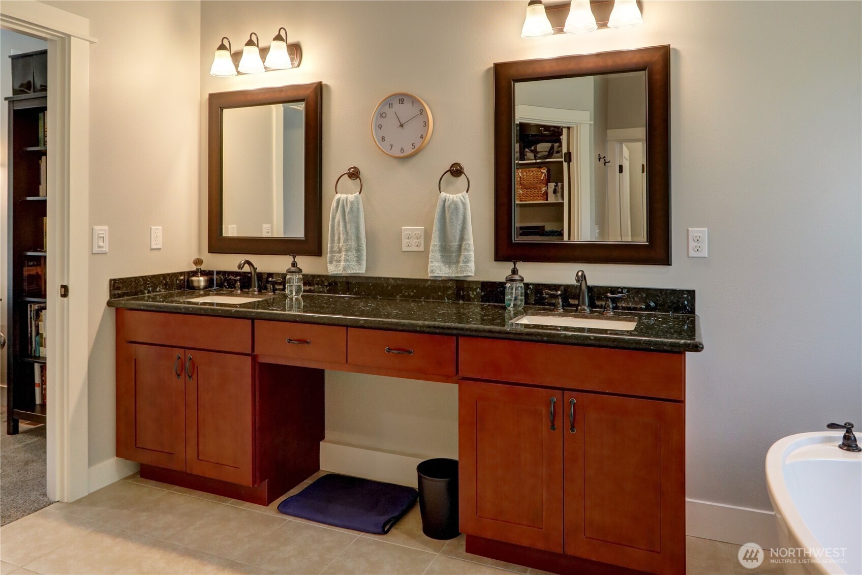 15324 Glenshire Place Property Photo 12