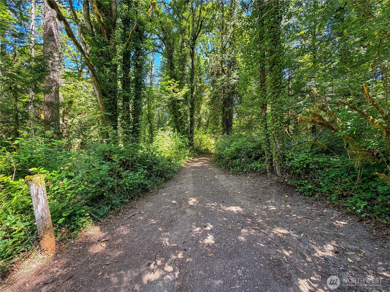 17180 Agate Street Property Photo 13