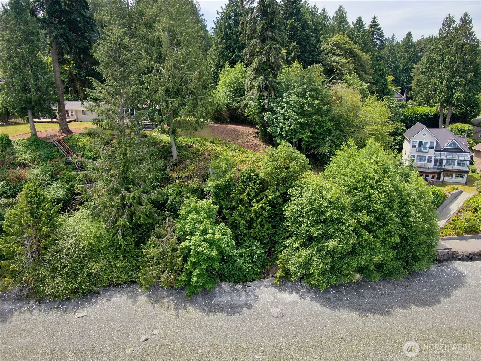 17180 Agate Street Property Photo 19