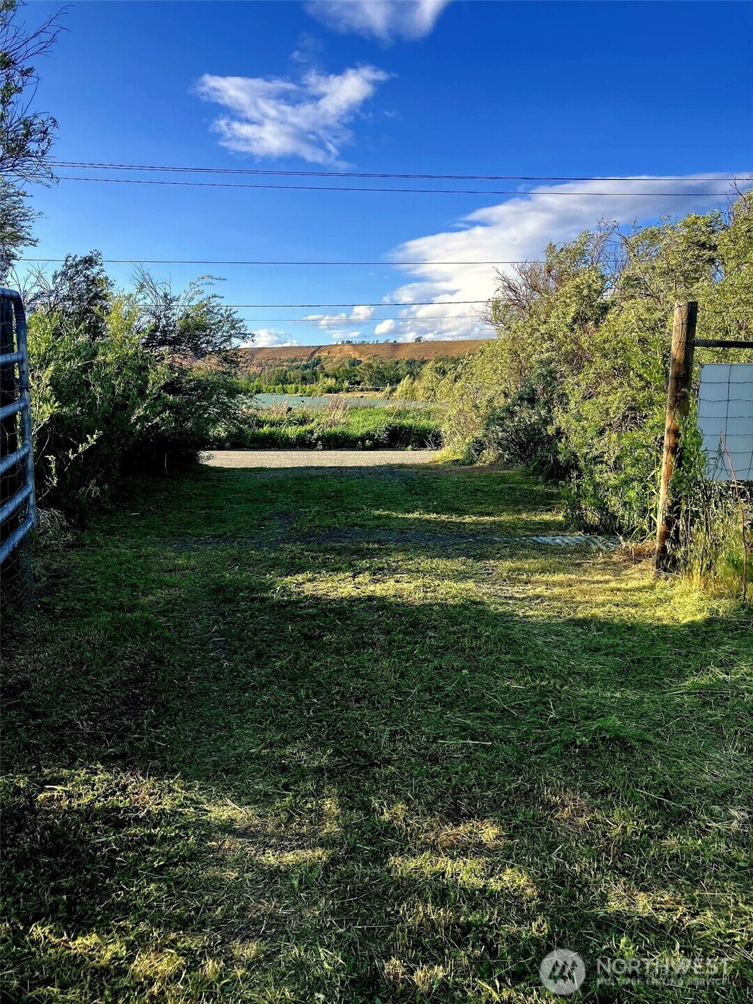 300 Wade Road Property Photo 10