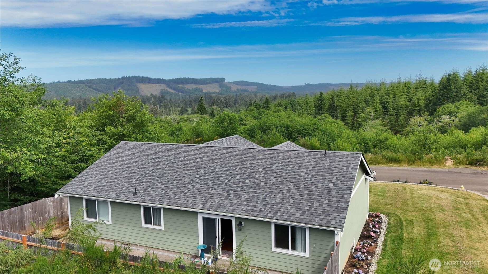 3214 Sanderling Drive Property Photo 3