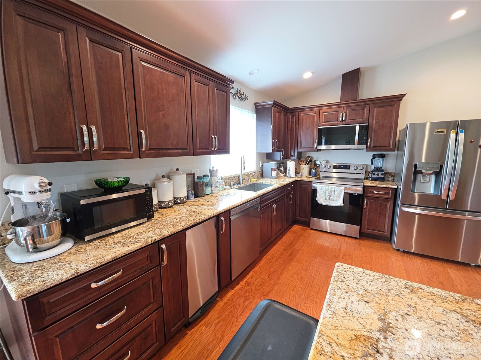 3214 Sanderling Drive Property Photo 10