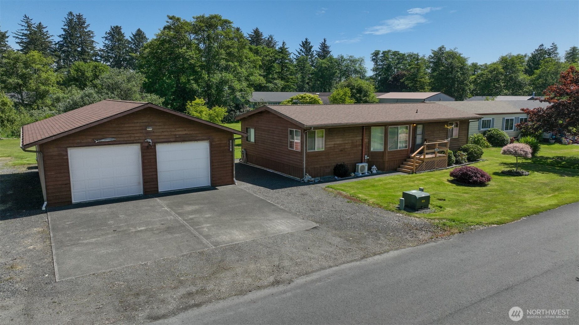 7115 Ortelius Dr Property Photo 5