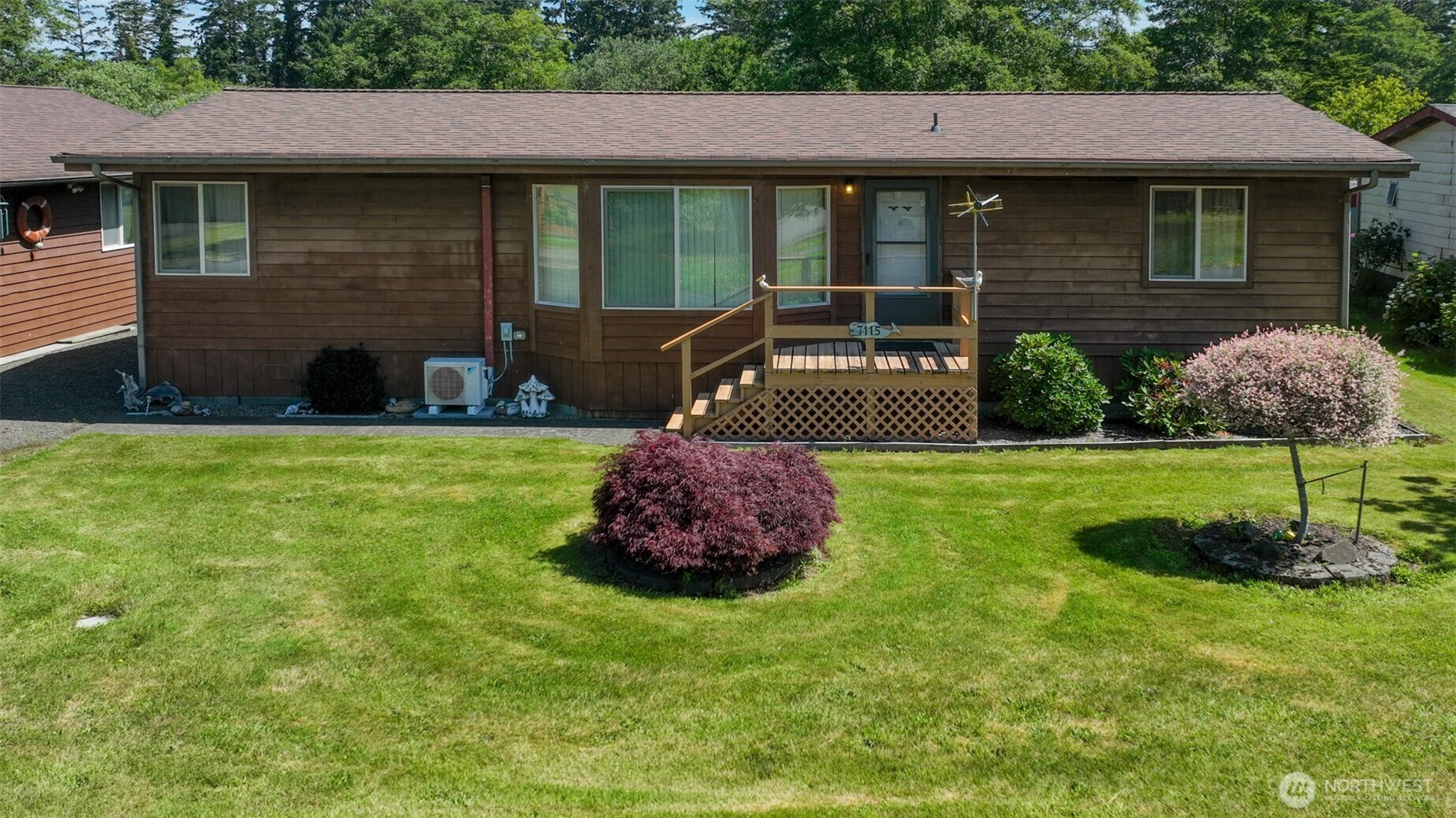 7115 Ortelius Dr Property Photo 6