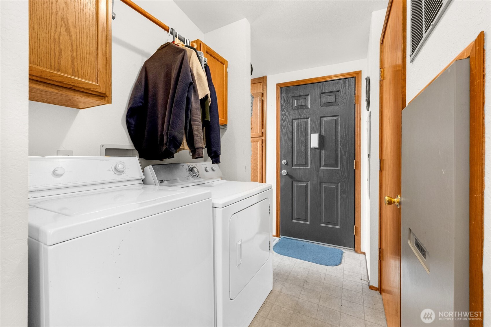 7115 Ortelius Dr Property Photo 21