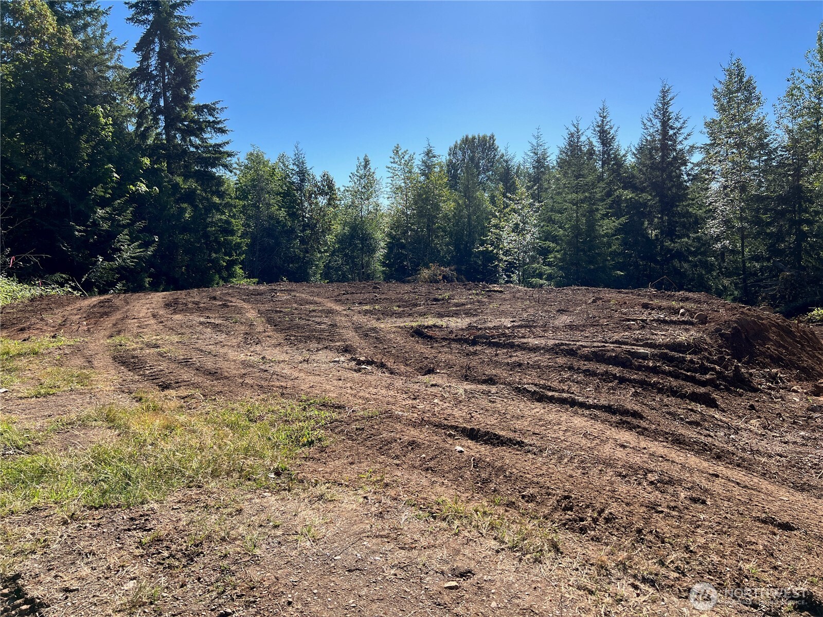 992 Sunrise Property Photo 13