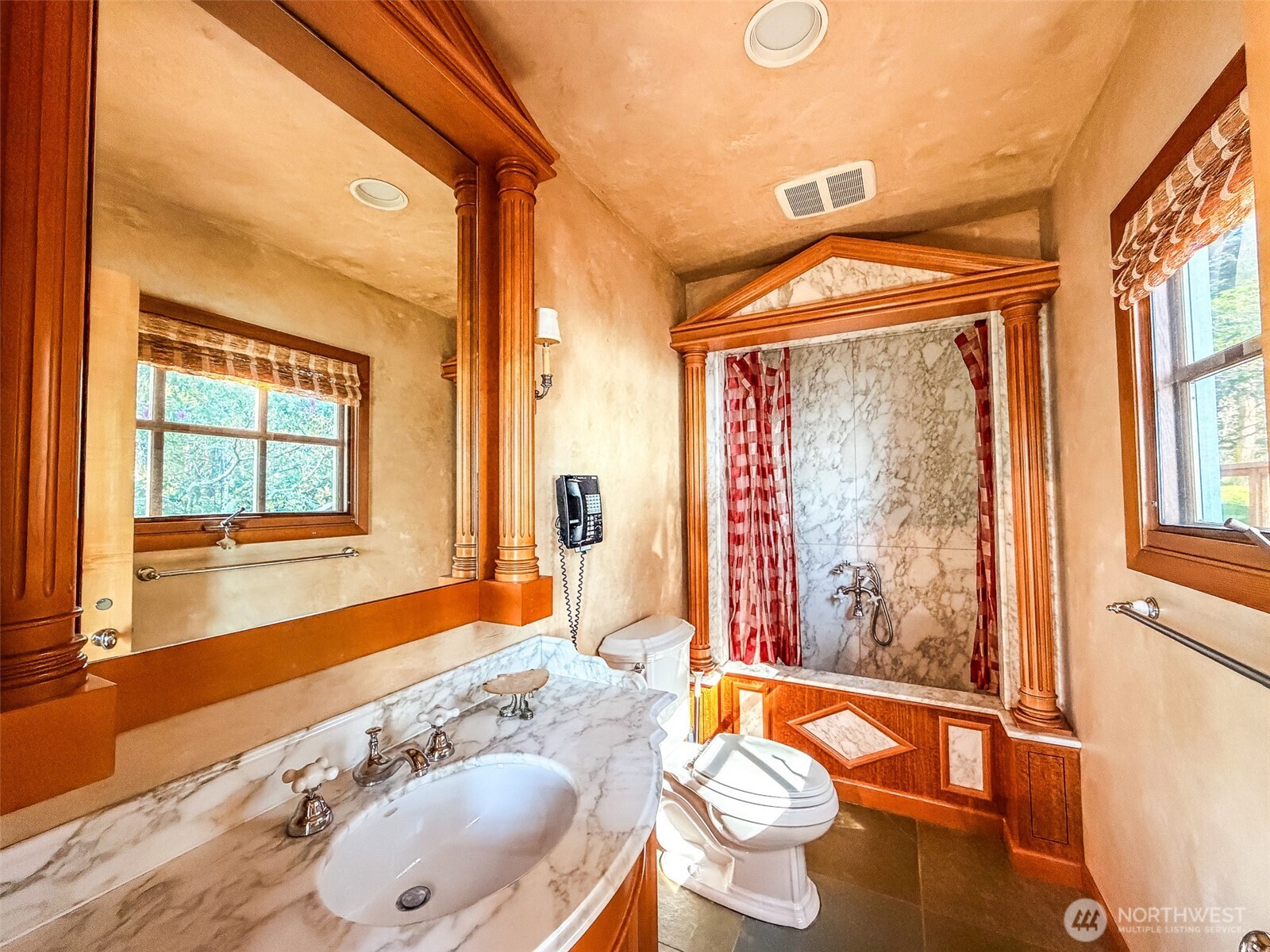 450 Eagle Bay Road Property Photo 11