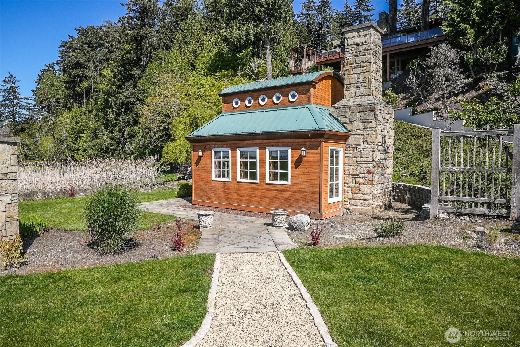 450 Eagle Bay Road Property Photo 16