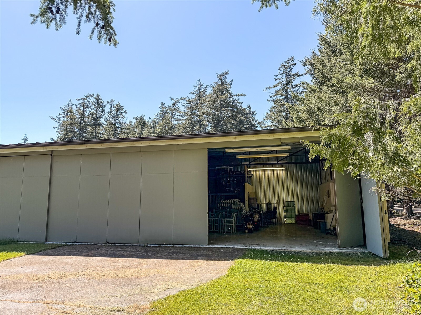 450 Eagle Bay Road Property Photo 38