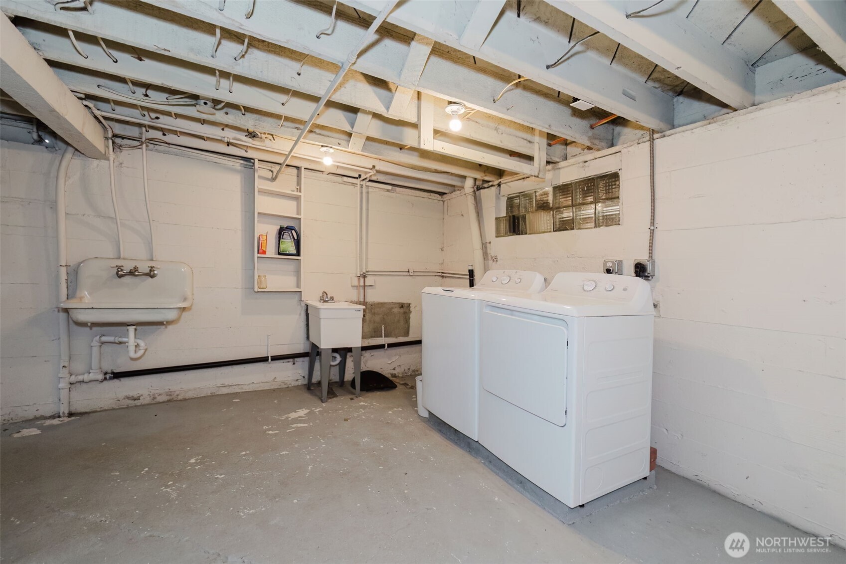 1108 Warren Avenue Property Photo 15