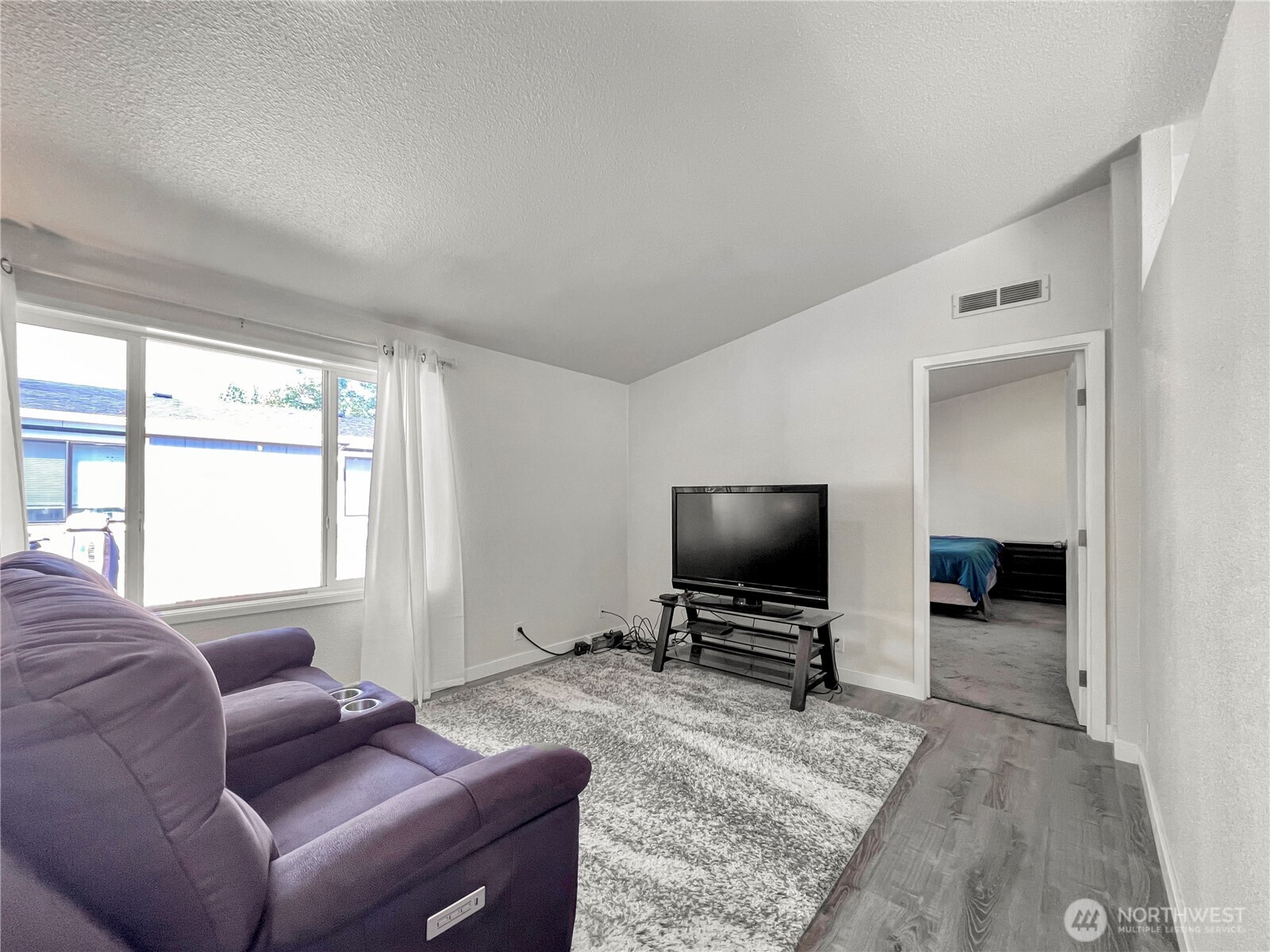 10511 137th Street 16 Property Photo 5