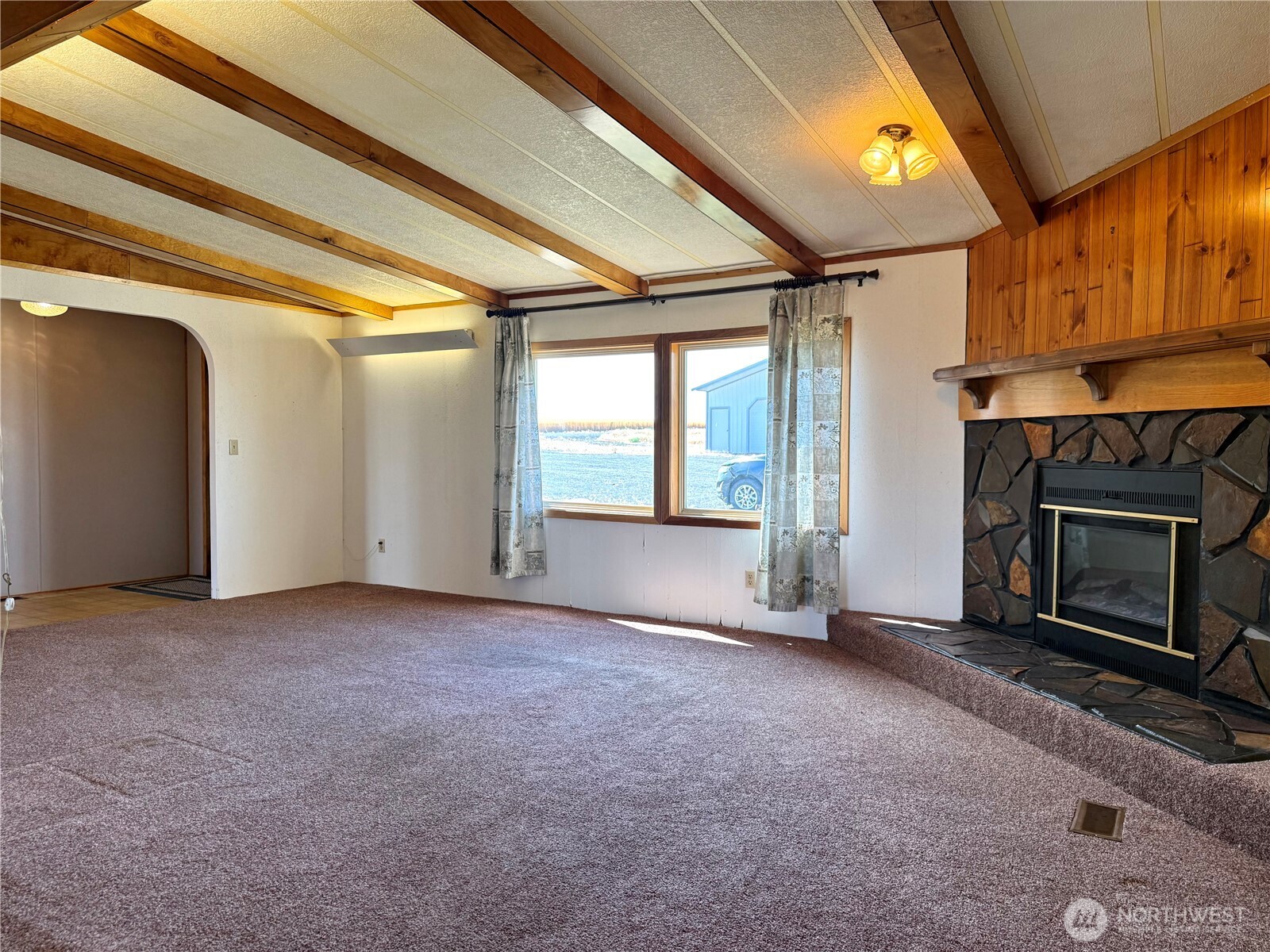 7603 Coyote Heights Road Property Photo 9