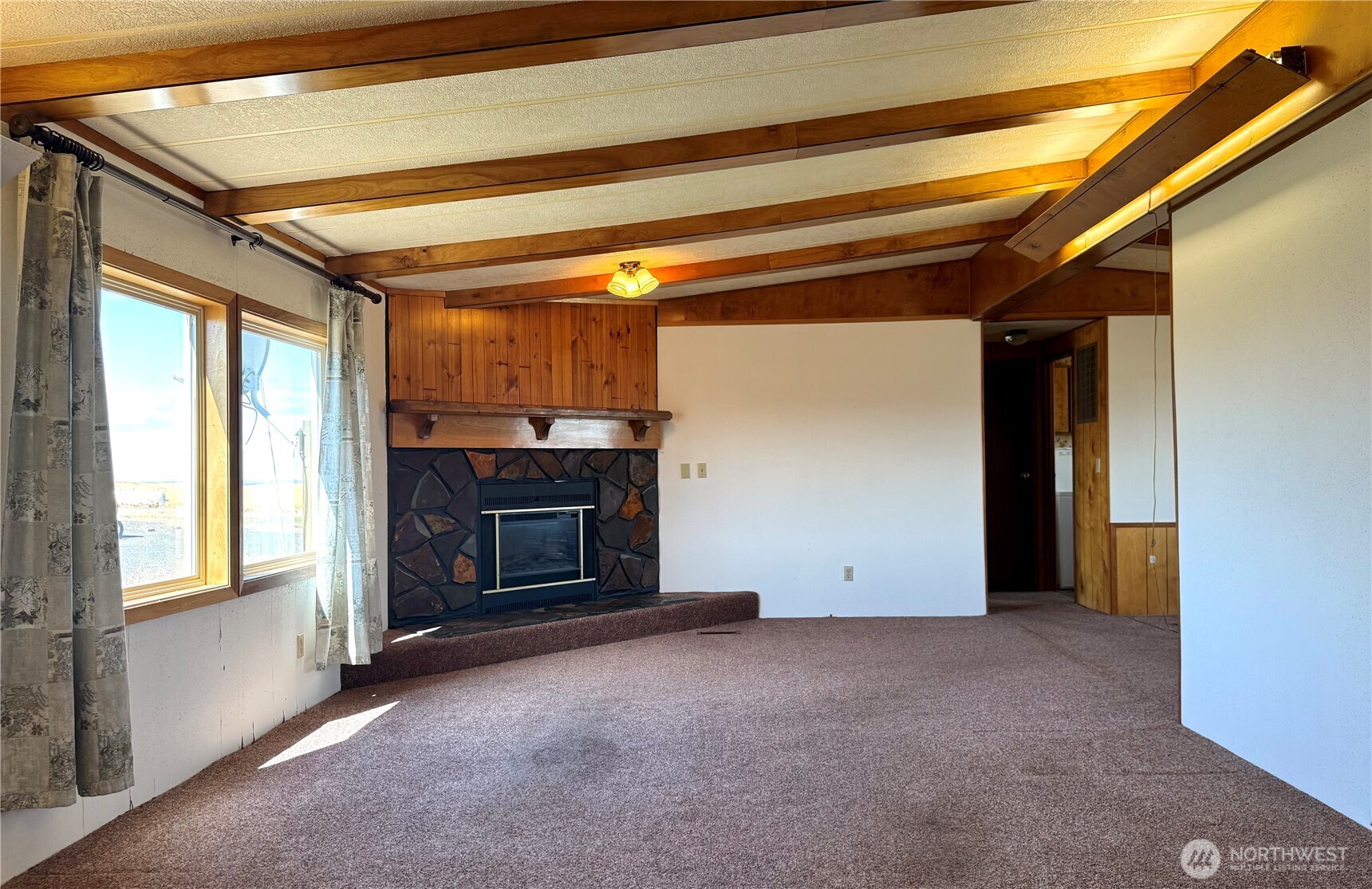 7603 Coyote Heights Road Property Photo 10