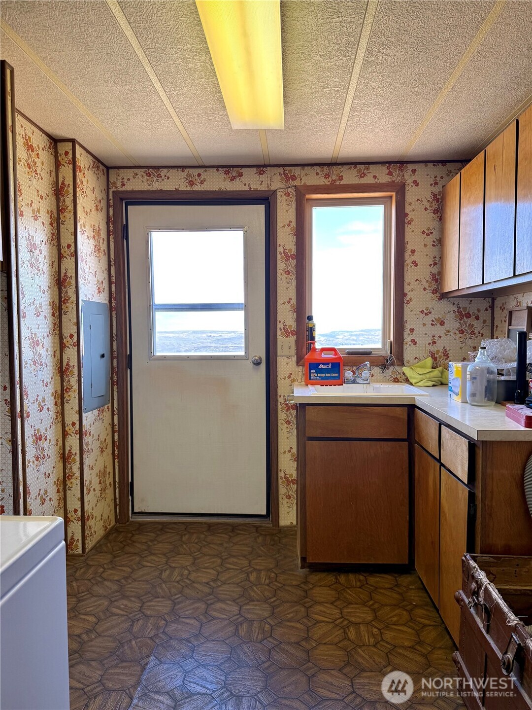7603 Coyote Heights Road Property Photo 11