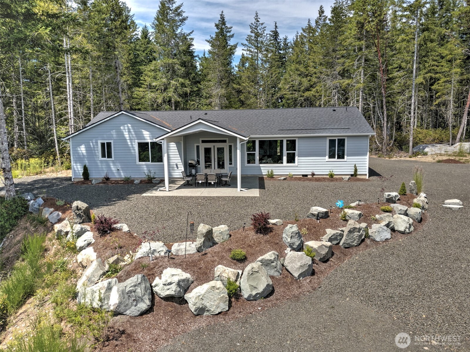 361 Ne Southridge Drive Property Photo 6