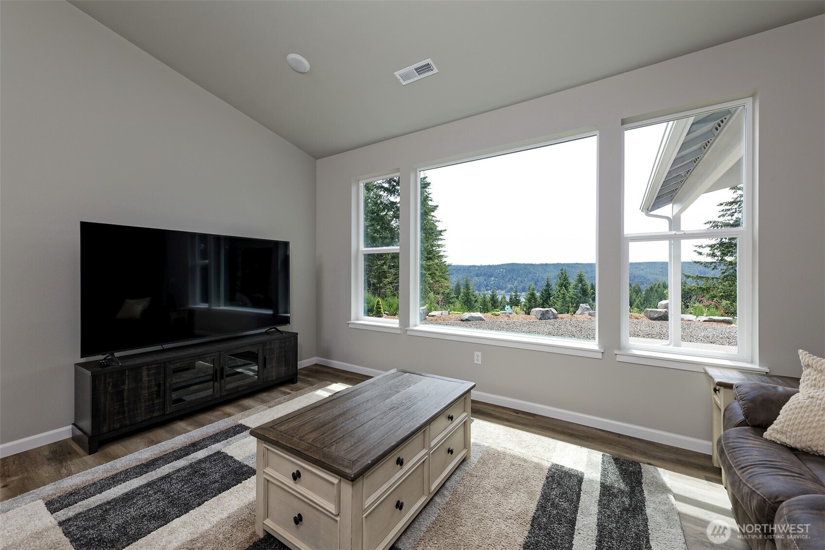 361 Ne Southridge Drive Property Photo 14