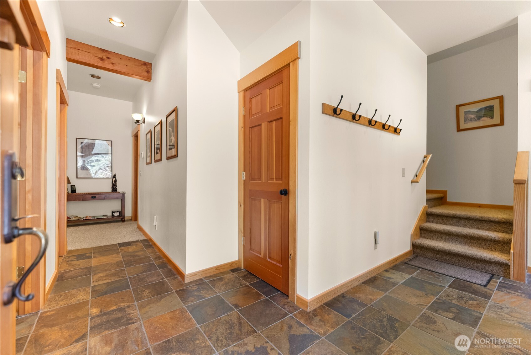 32 Foster Loop Road Property Photo 5