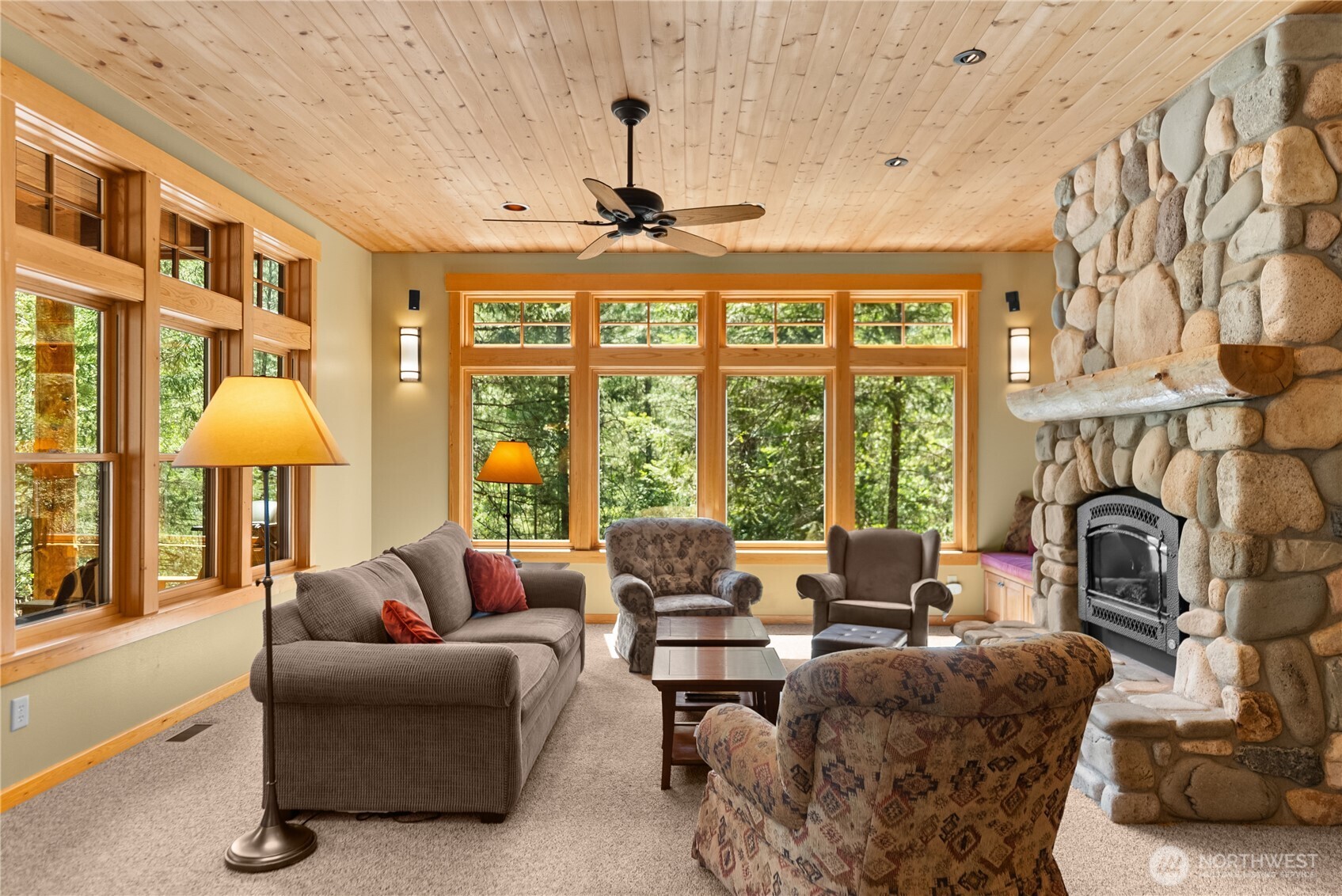 32 Foster Loop Road Property Photo 13