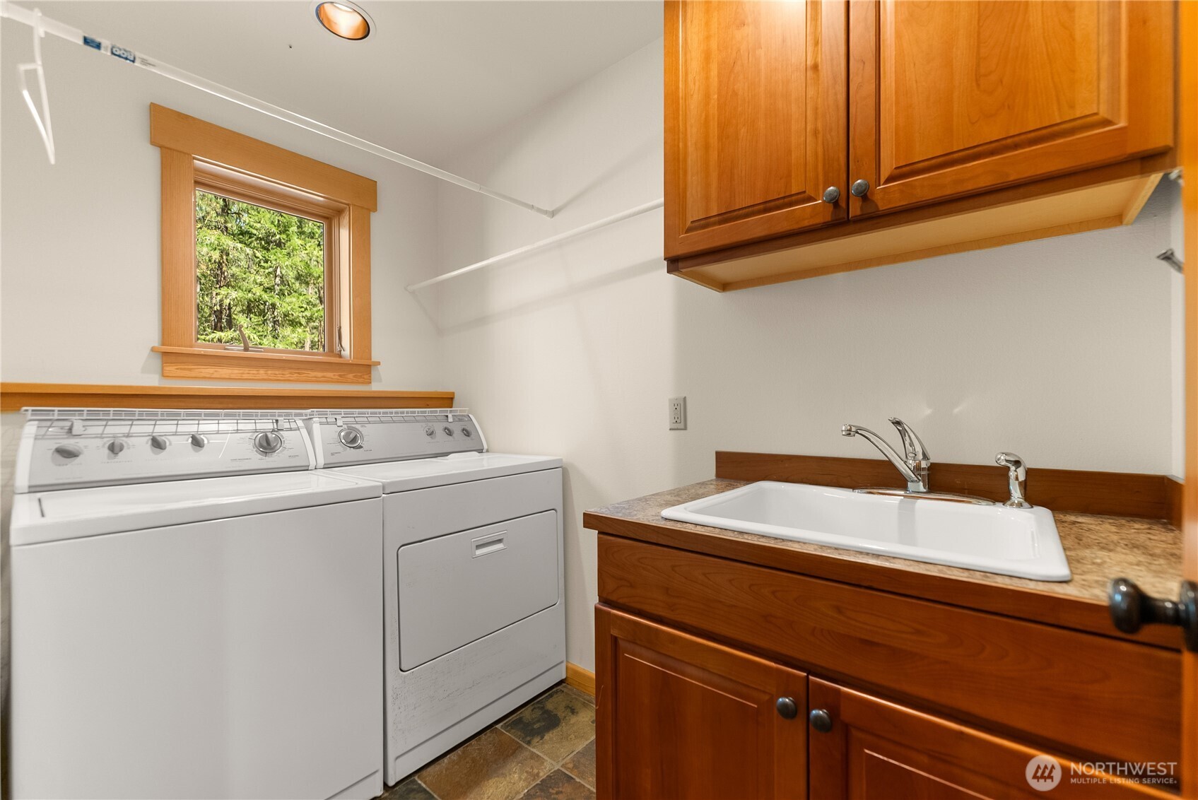 32 Foster Loop Road Property Photo 34