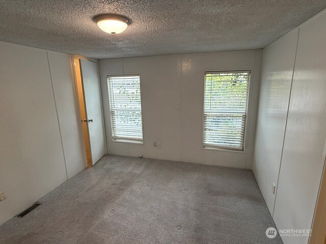 10517 62nd Street 92 Property Photo 11