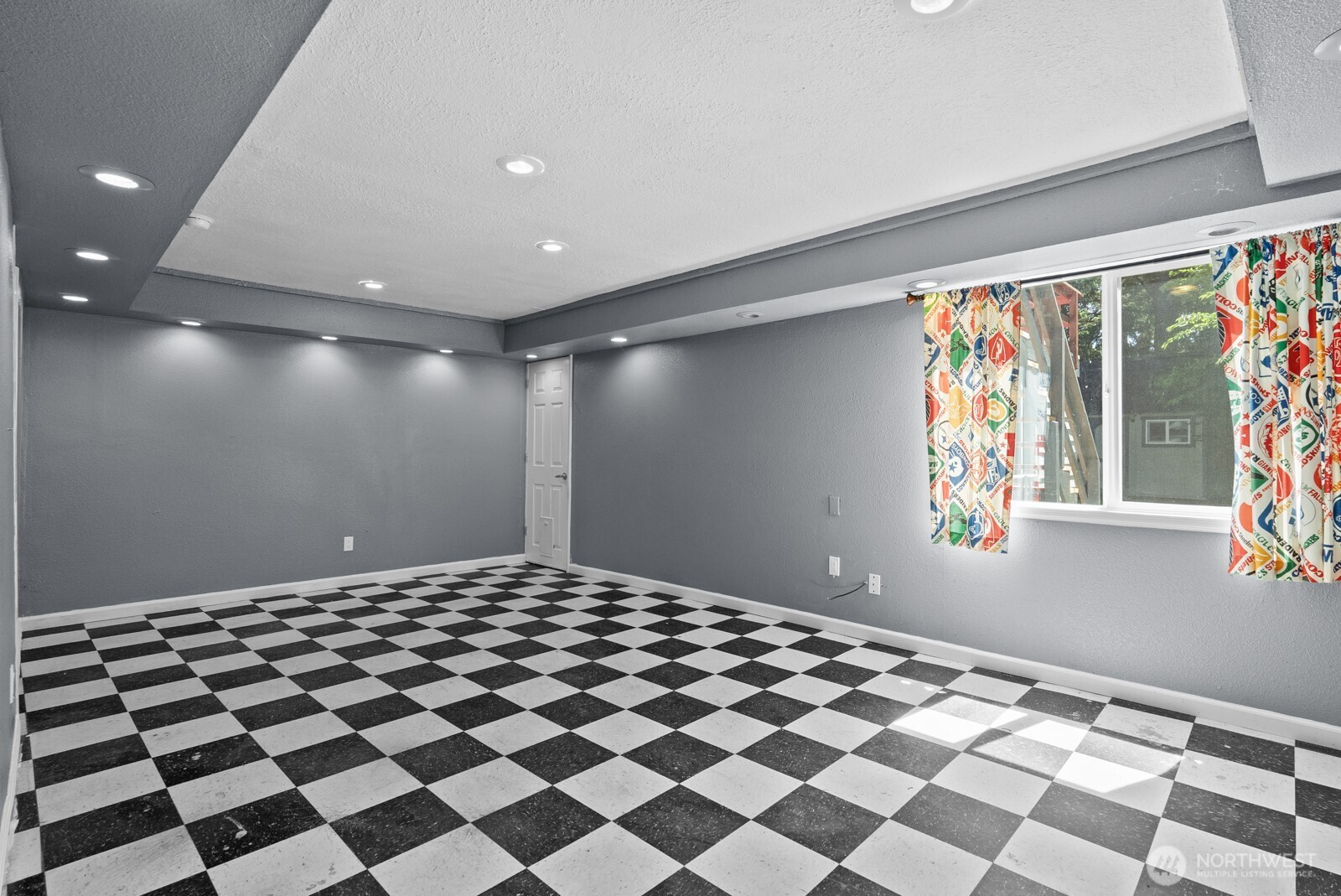 7826 Agate Drive Property Photo 29