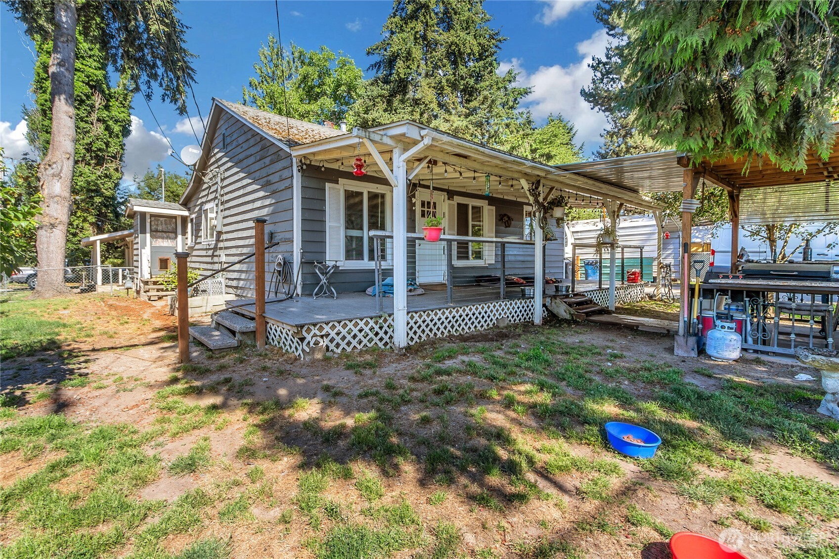 3009 D Street Property Photo 4