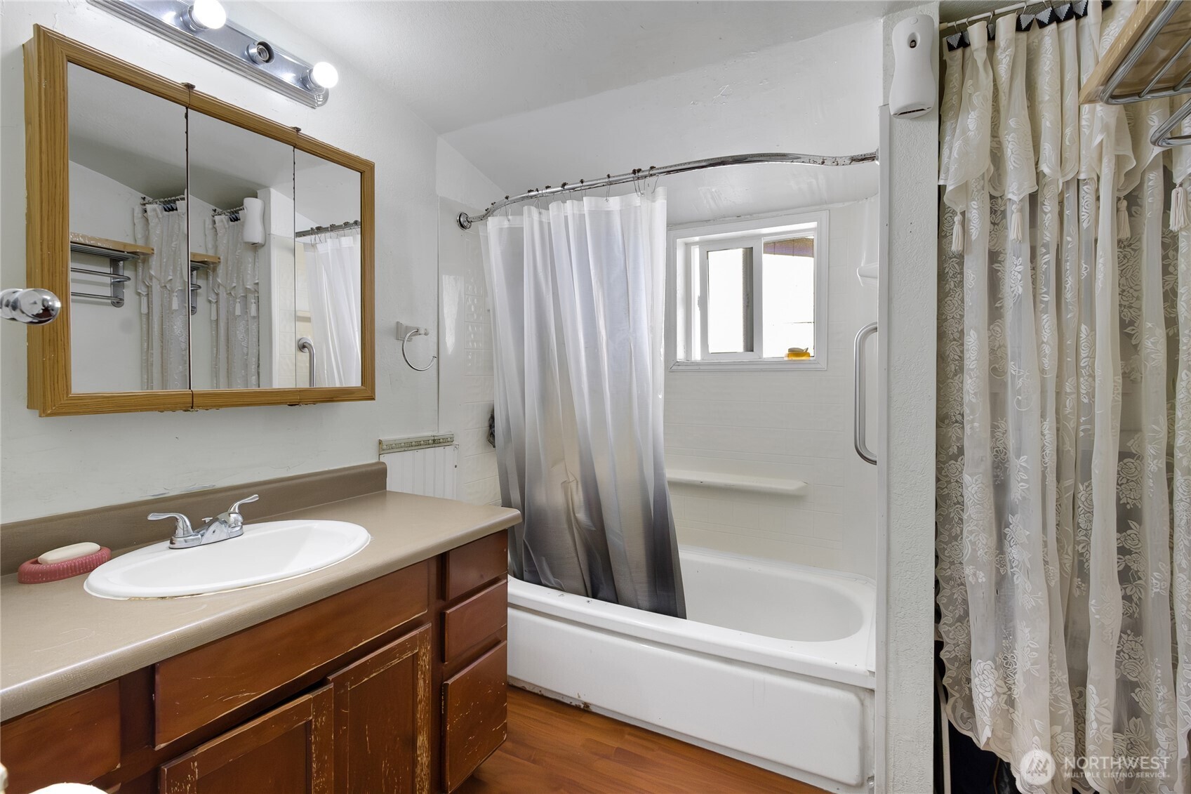 3009 D Street Property Photo 11