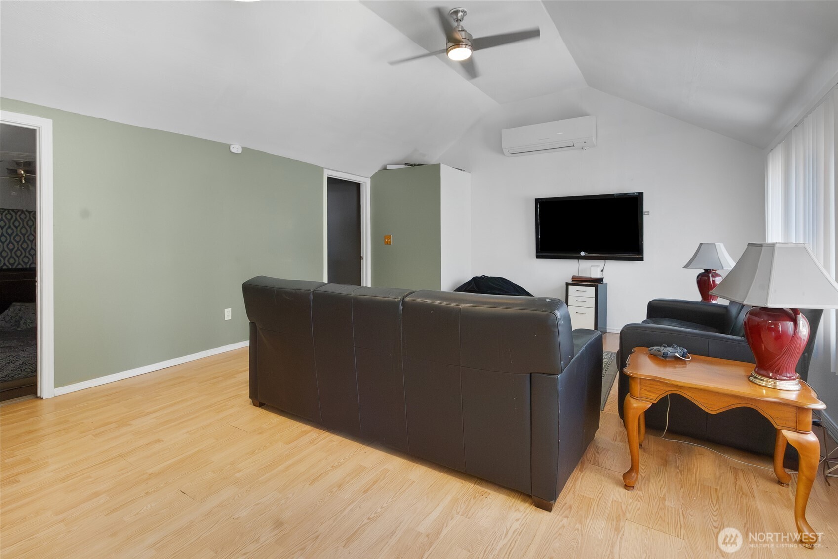 3009 D Street Property Photo 18
