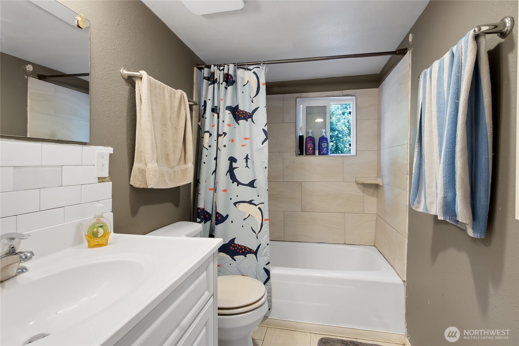 3009 D Street Property Photo 23