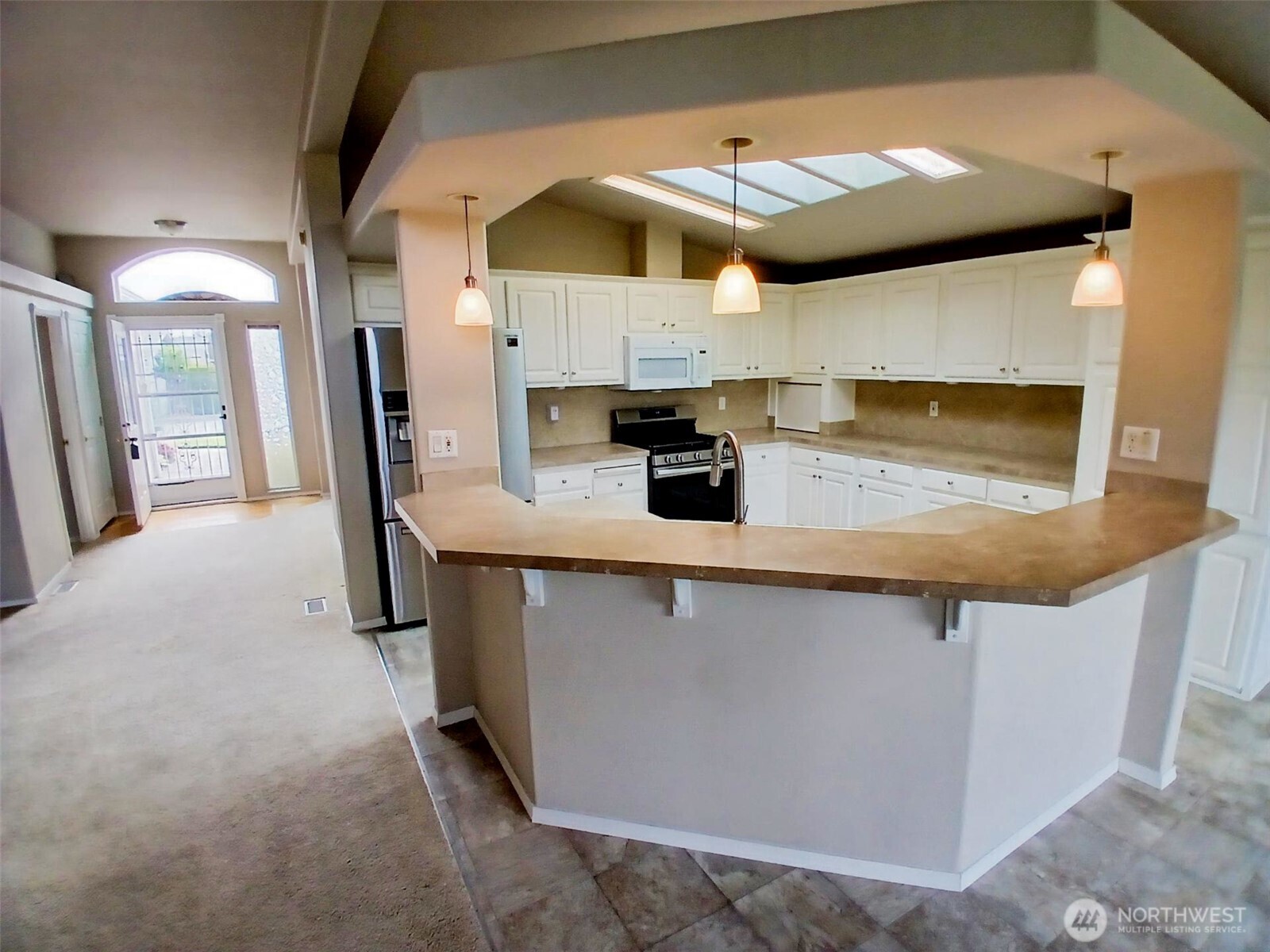 9024 60th Avenue 104 Property Photo 8