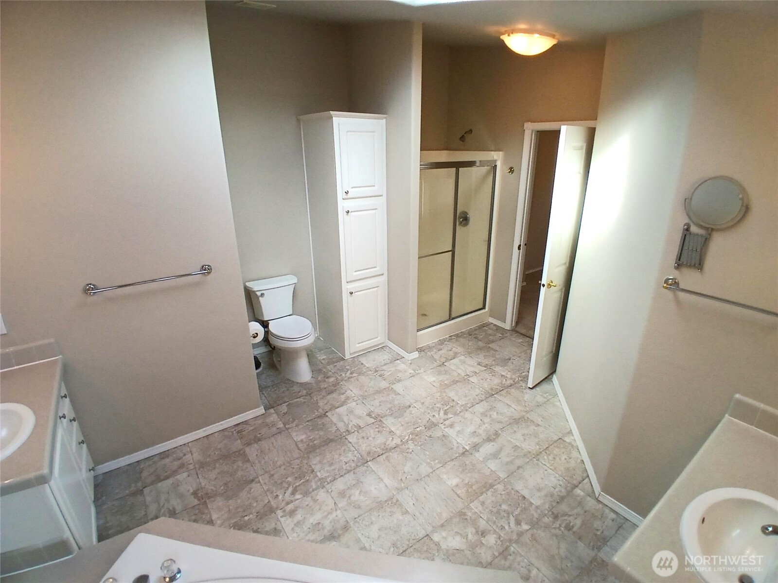 9024 60th Avenue 104 Property Photo 16