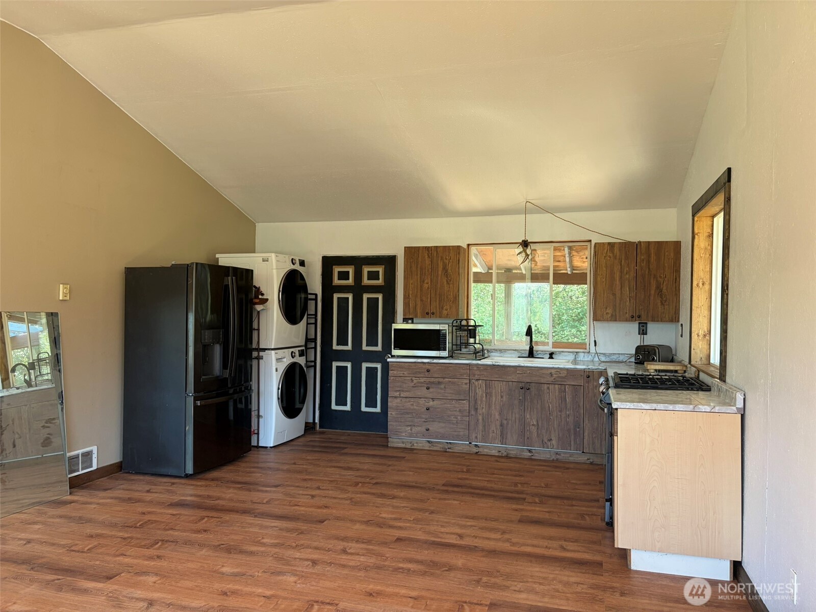 88 Little Bear Road Property Photo 3