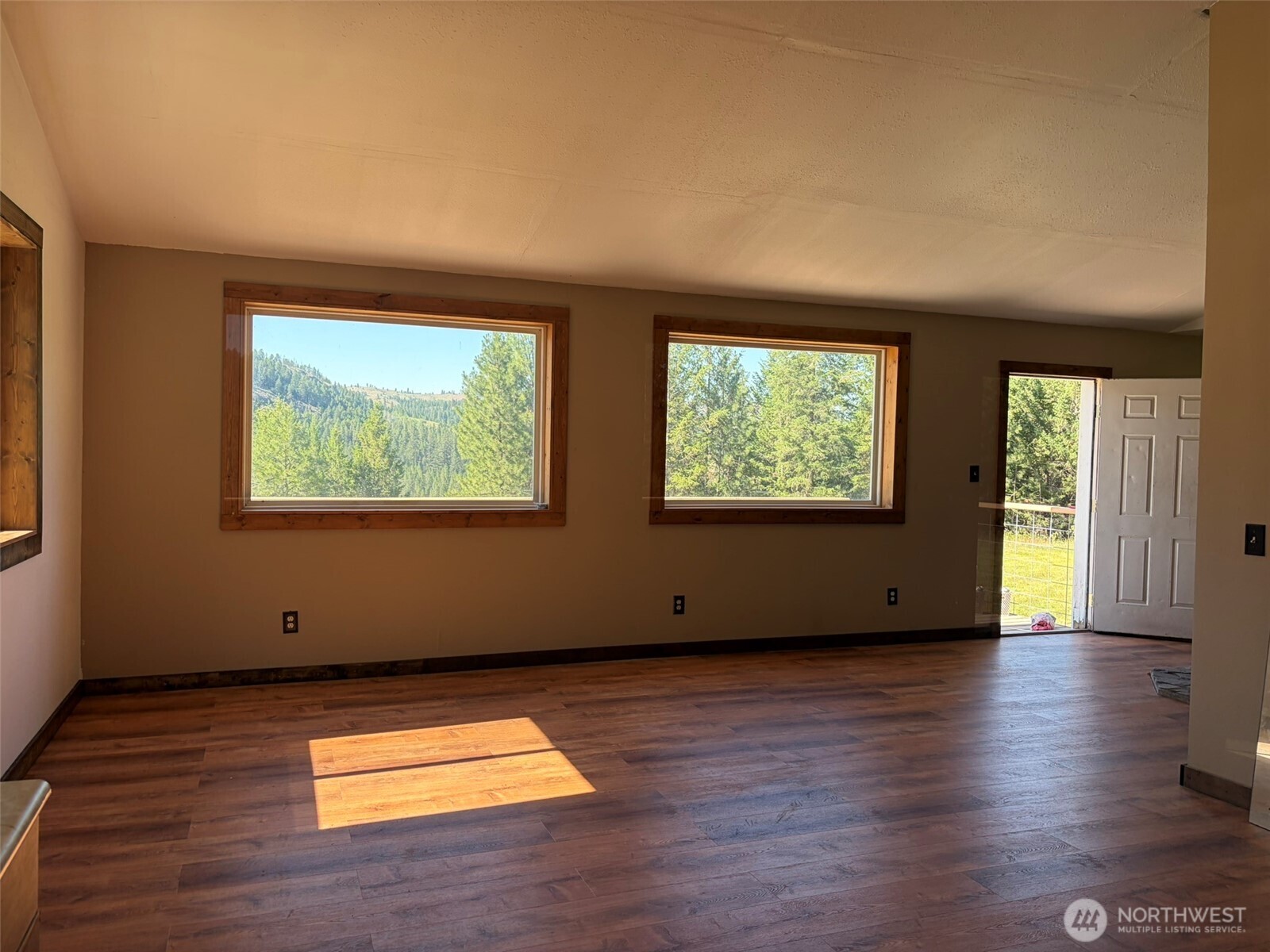 88 Little Bear Road Property Photo 6