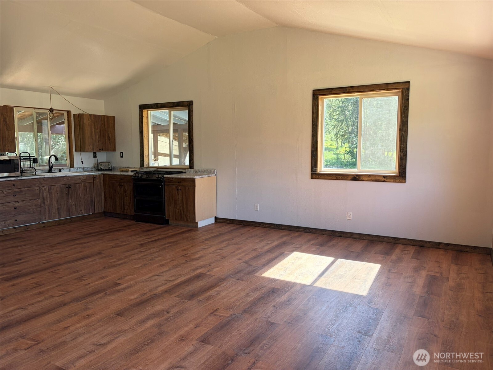 88 Little Bear Road Property Photo 11